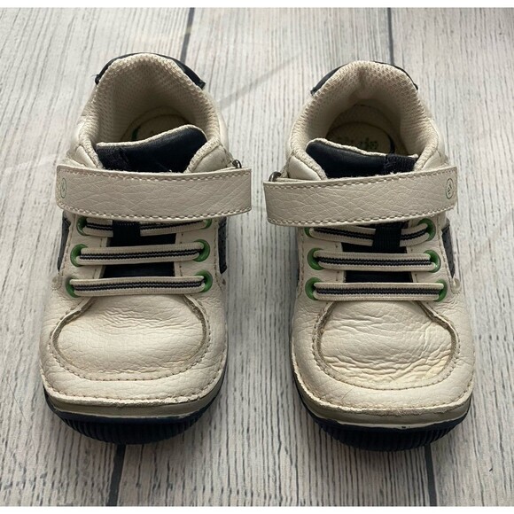 White Leather Stride Rite Little Boy Toddler Shoes, Size 6 - Picture 1 of 4